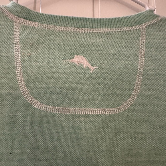 NWOT Men’s Long Sleeve Reversible Tommy Bahama Pullover - Picture 4 of 13